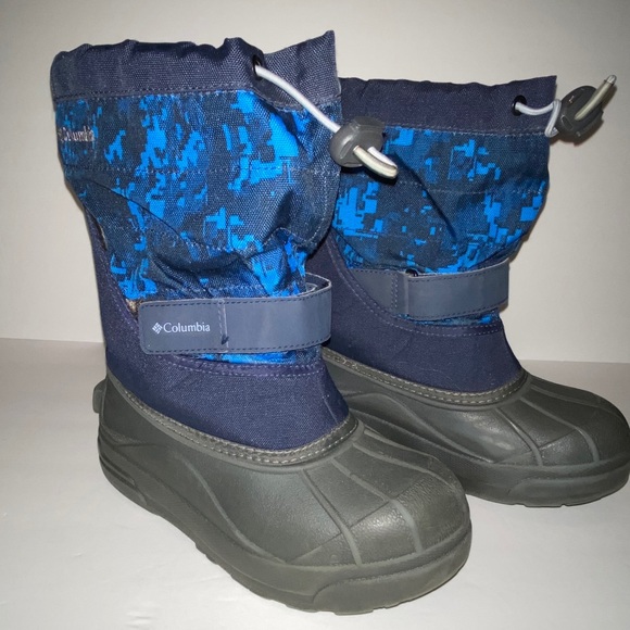 boys snow boots size 2